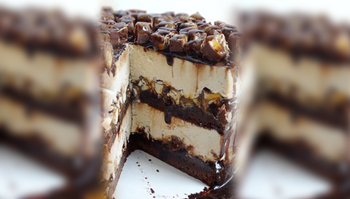 CHOCOLATE AND CREAM LAYER CAKE